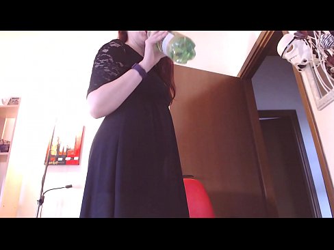 ❤️ Pokorni rob koji voli prljave i sočne gaćice primoran je da masturbira nakon što pogleda ovaj video! ❤❌ Super seks kod nas
